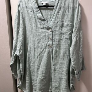 Women's Light Green Linen Top